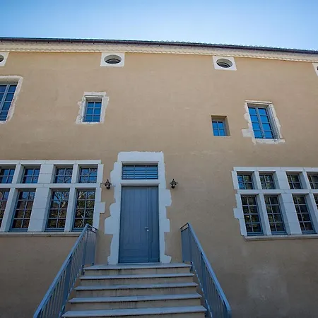 Appartement 4 Personnes Dans Chateau Avec Piscine Lussan  Exterior photo