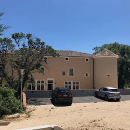Appartement 4 Personnes Dans Chateau Avec Piscine Lussan  Exterior photo