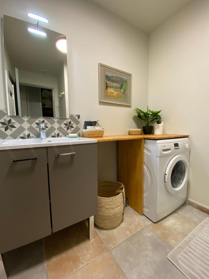 Apartment 4 Personnes Dans Chateau Avec Piscine