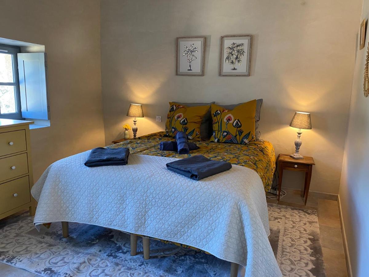 Apartment 4 Personnes Dans Chateau Avec Piscine