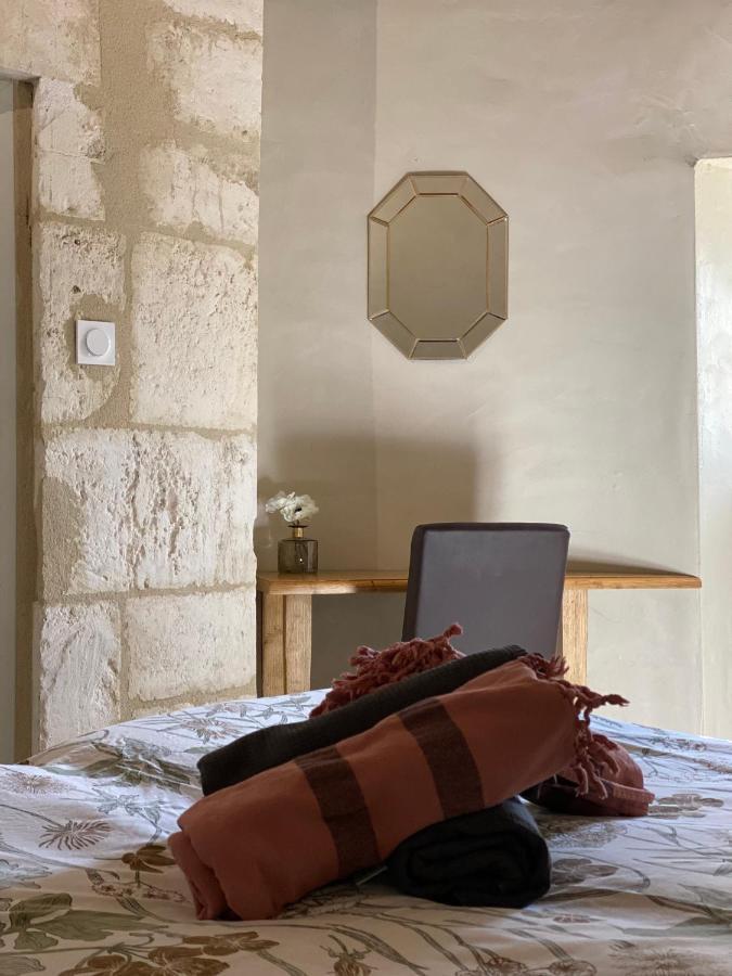 Apartment 4 Personnes Dans Chateau Avec Piscine