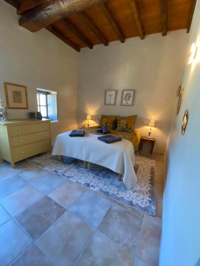 Apartment 4 Personnes Dans Chateau Avec Piscine